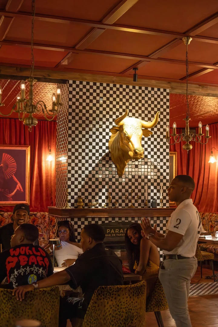 La Prada Restaurant & Bar