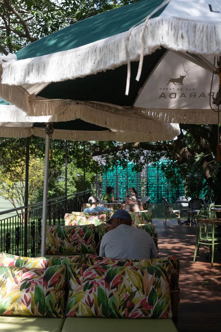 La Prada Restaurant & Bar